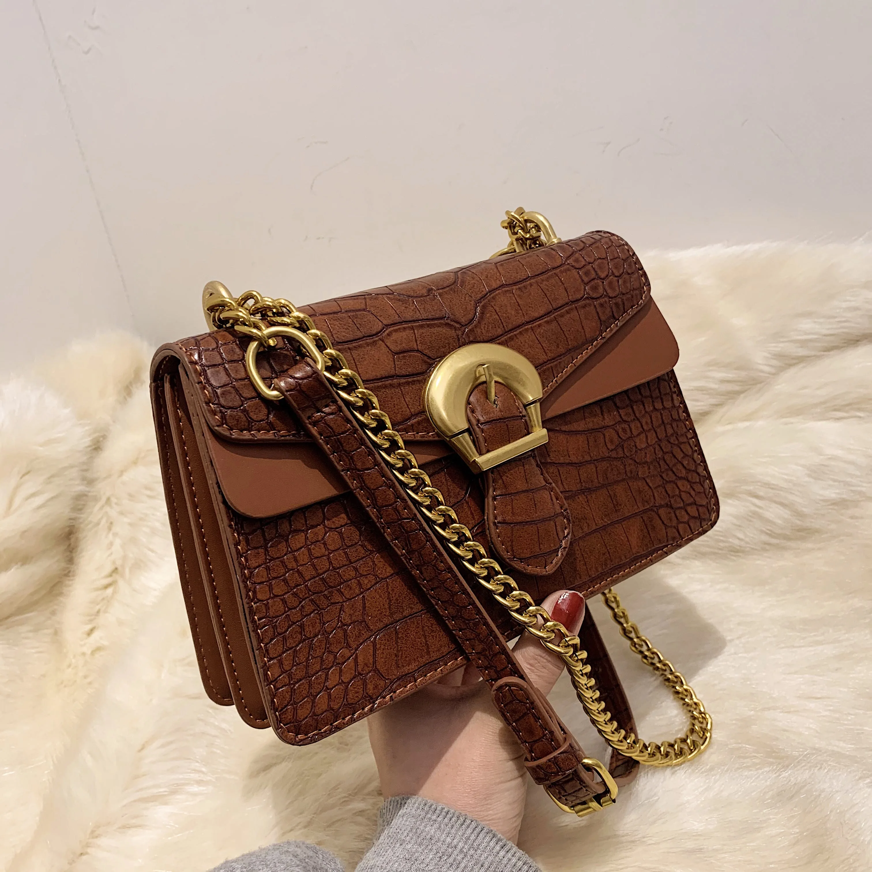 

2021 winter new style texture chic crossbody bag for women, ladies stone grain square handbag, As pic