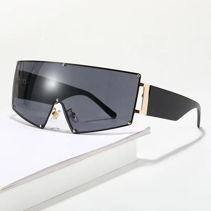 

2021 Fashion Oversized High Quality Sun Shades Newest Unisex Glasses Metal Style PC Women Sunglasses, Custom colors