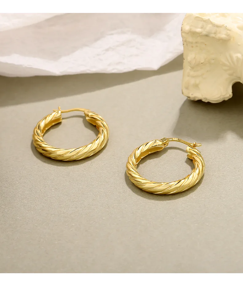 

VIANRLA dainty 18k gold plated 25mm huggie earrings 925 sterling silver gold earrings hoop