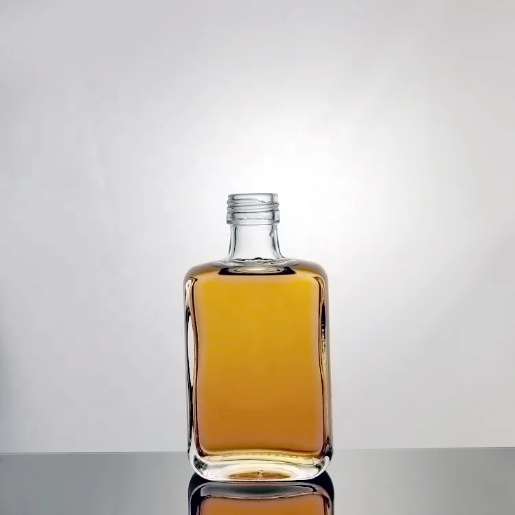 100ml liquor bottle (1).jpg