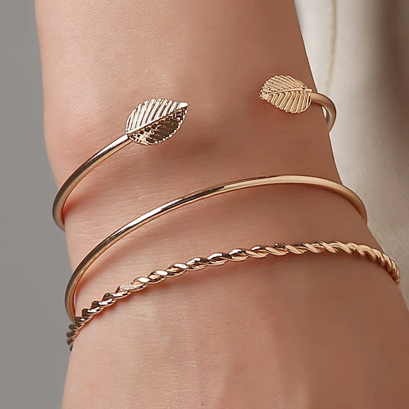 

BR-0601 Wholesale Simple Personality New Hot Sale Fashion Twist Leaf Three-Piece Geometric Open Bracelet Womens Bangle Bracelet, Gold