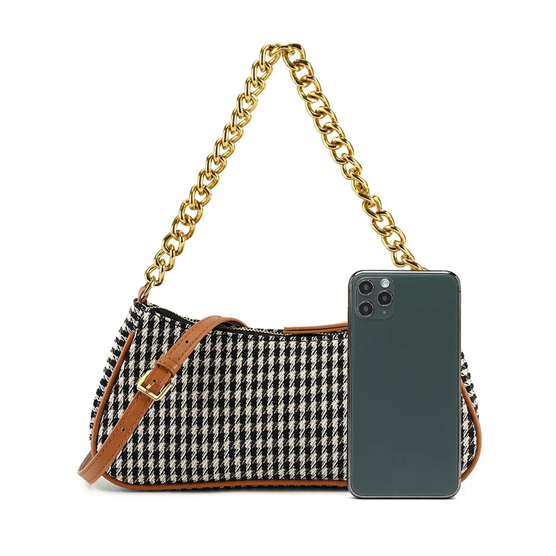 

Wholesale Trending 2021 Plaid Pattern Golden Chain One-shoulder Underarm Bag for Woman
