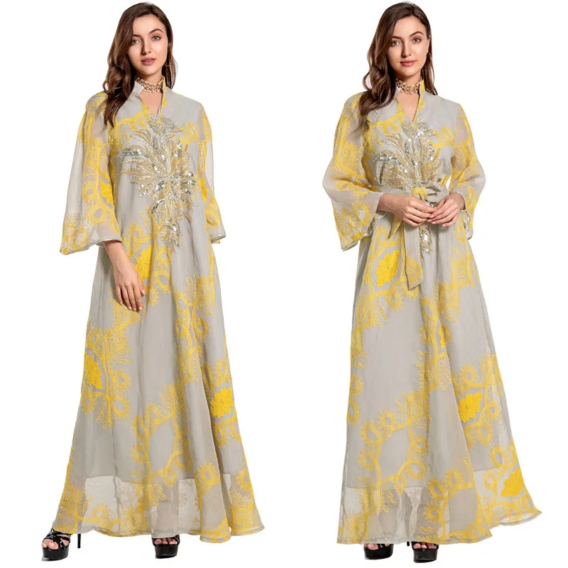 

Plus size Arabian dress with embroidered patchwork sleeves muslim dress