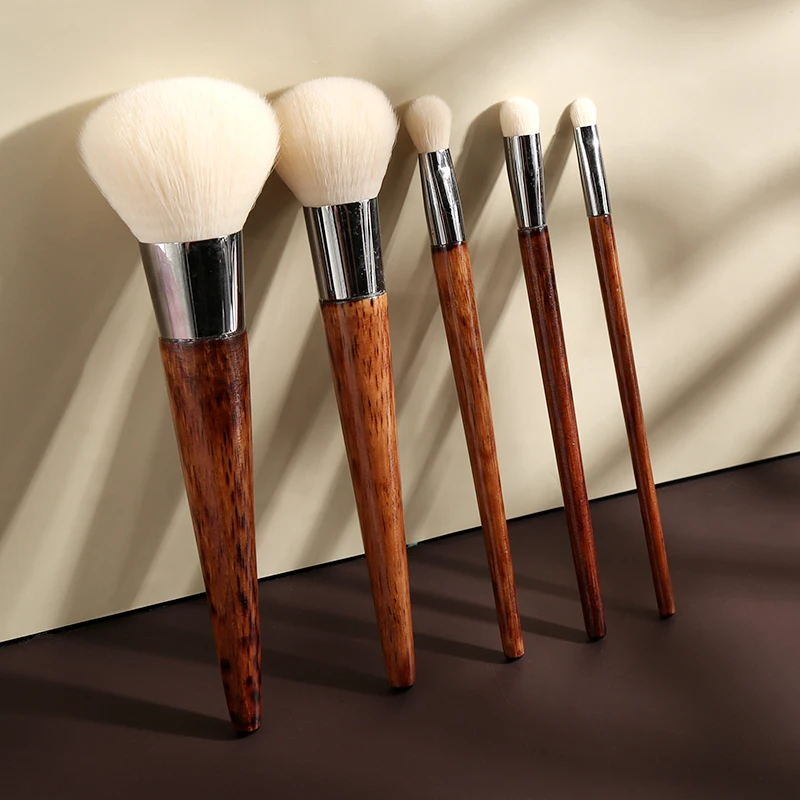 

5pcs Wooden Handle Makeup Brush Set Luxury Cosmetics Tools Kit Vegan Makeup Brush Sets, Glitter spray, uv coating