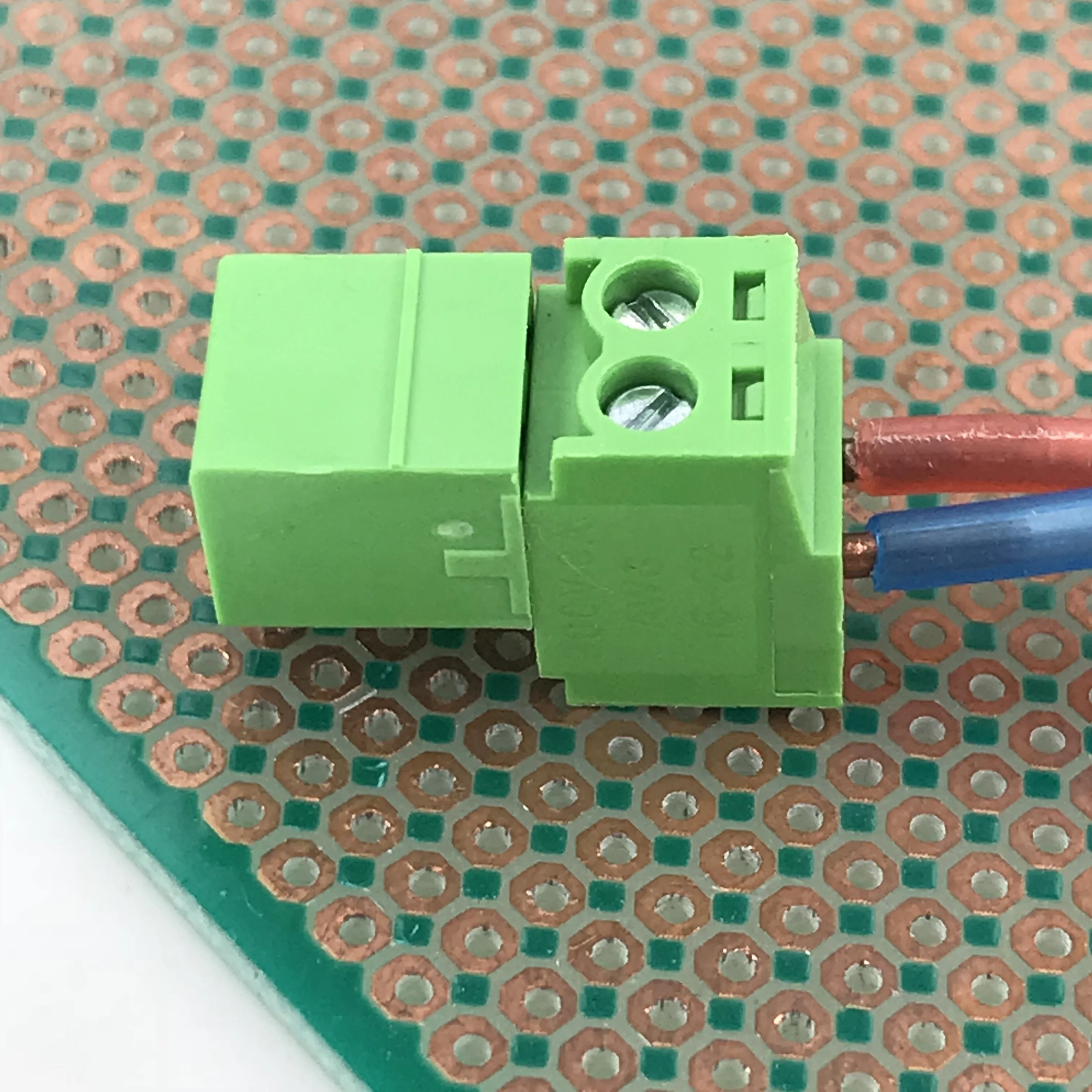 
3.5mm Pitch PCB mount 2 way pin contact terminal block male and female pluggable XK15EDGKR-3.5-2P 90 degree pin 16-28 AWG 