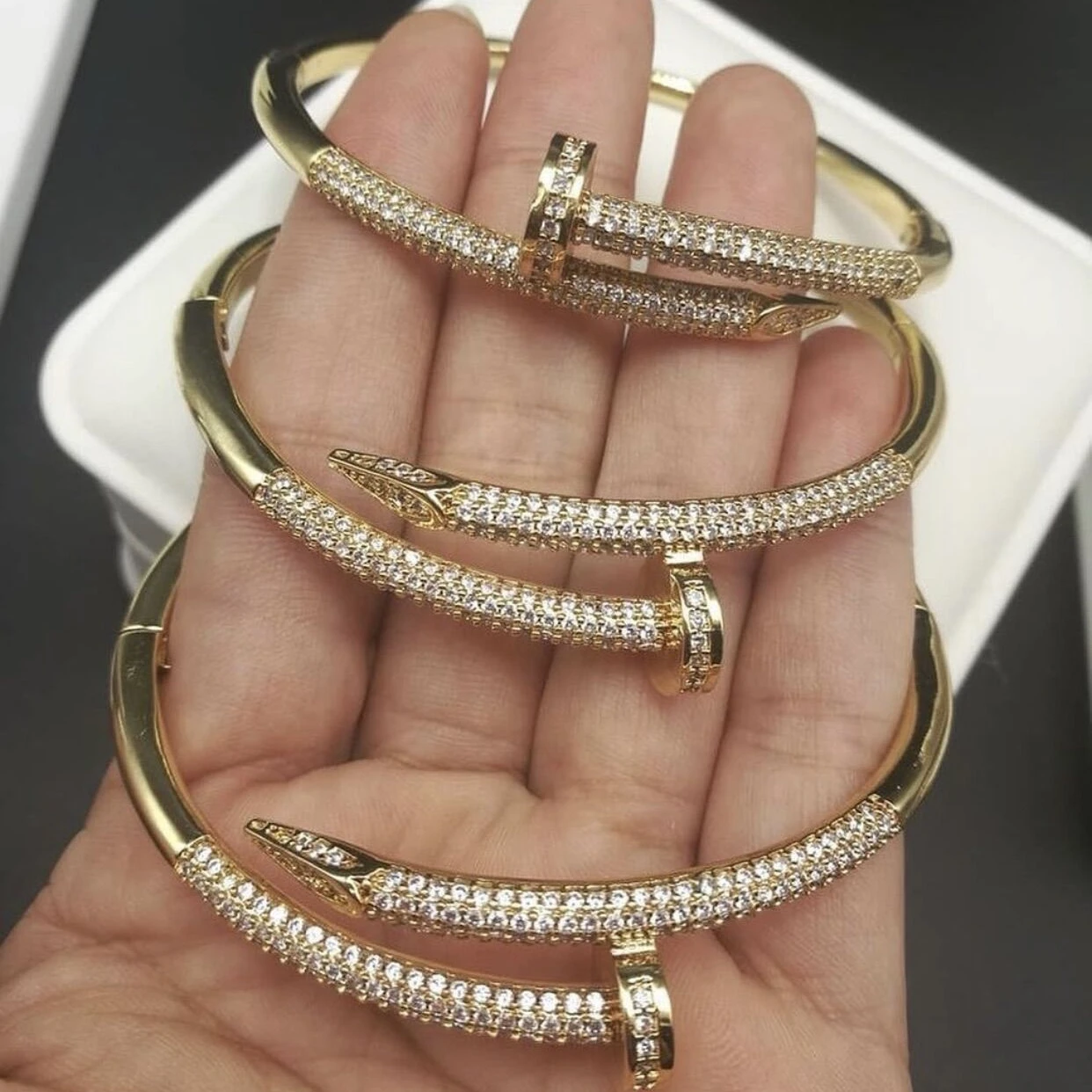 

2021 18k gold silver rose color simple solid color pave clear cubic zirconia cuff Nail fashion bracelet bangle for lady jewelry