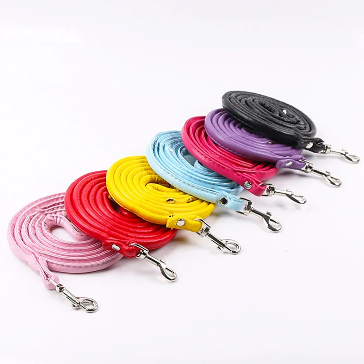 

Spot manufacturers directly supply fashion and good-looking plain weave PU dog leash for cats and pets
