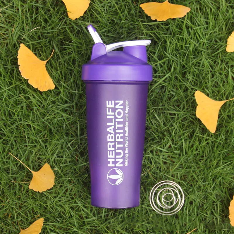 

Wholesale Food Grade 600ml Plastic Shake Water Bottle With Stainless Steel Ball