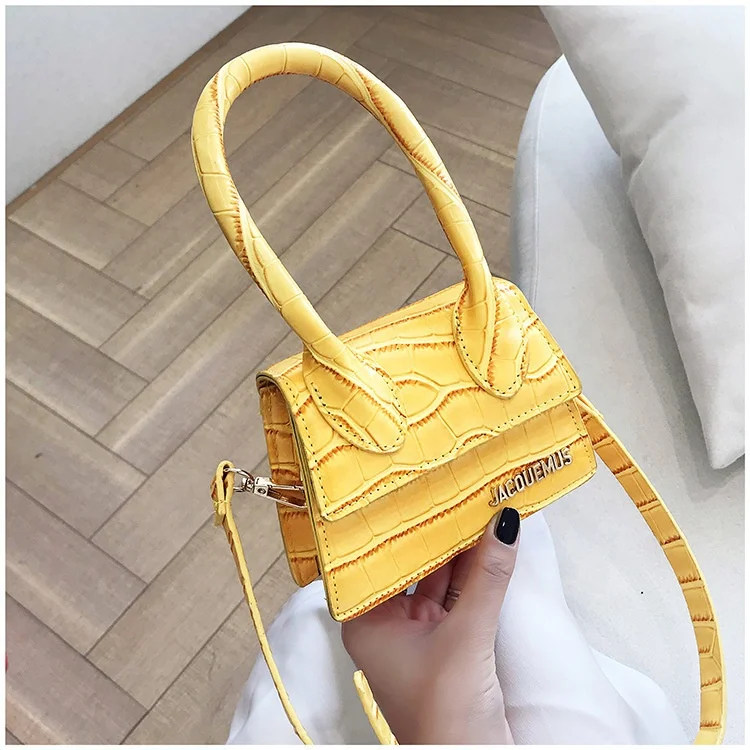 

Mini net red female bag 2021 new fashion fashion one-shoulder portable messenger small square bag