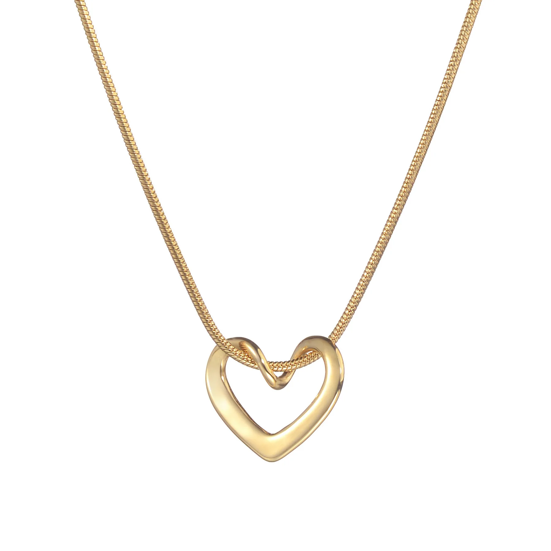 

stainless steel jewelry gold plated Hollow love pendant necklace heart shaped clavicle chain necklace women