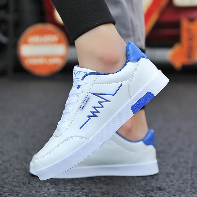 

Lace Up Breathable Men Board Shoes 2022 New Fashion Outdoor Sneakers, 3 colors