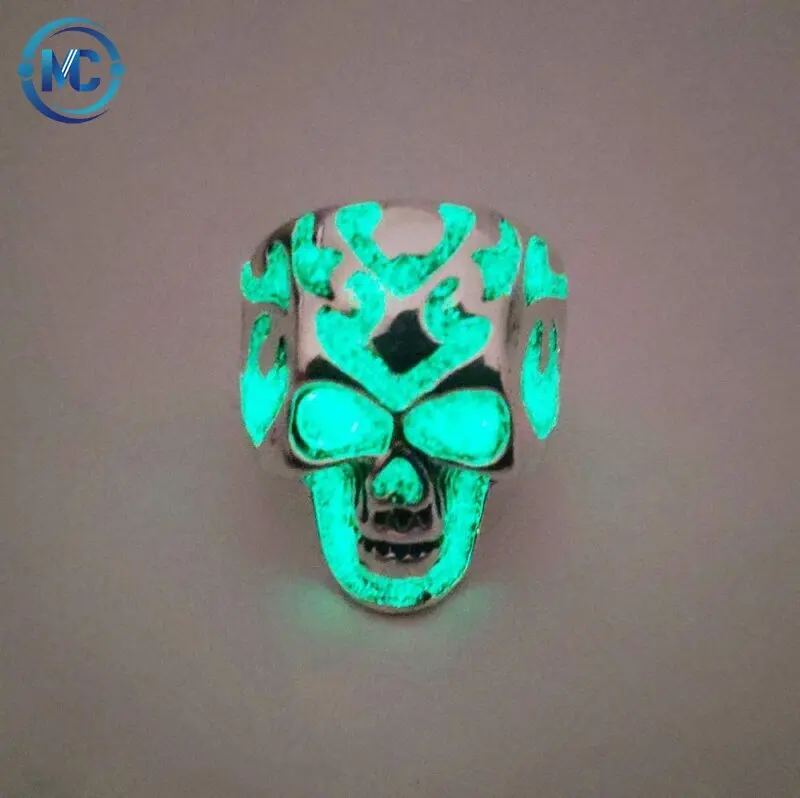 

Small Order Western Wish Vintage Light Rings Jewelry Luminous Fire Skull Mens Rings For Hot Creative Jewelry 2021 Wholesale, As picture