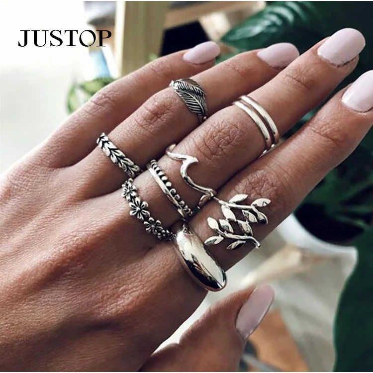 

Hand Rings Set Fashion Accessories Fashion gold butterfly ring set for women Wholesale basketball ruby ring