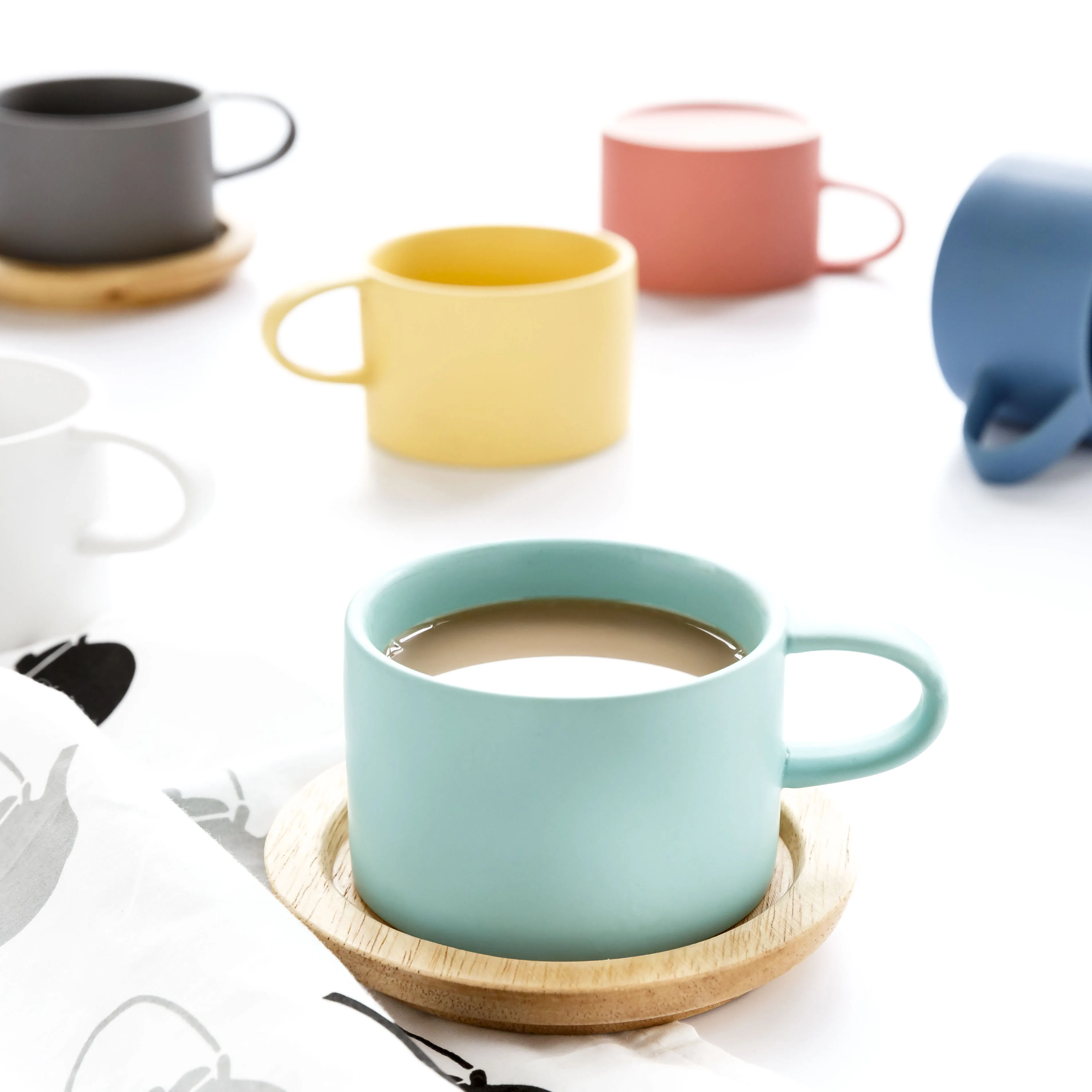 

Wholesale 200ml modern style matt solid color ceramic coffee mugs