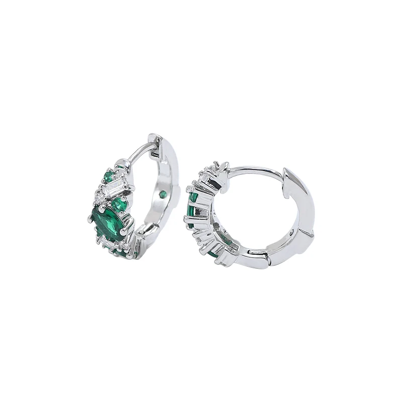 

Small crowd design Emerald zircon earrings for women Korean fashion C-shaped earrings simple student ear button fashion