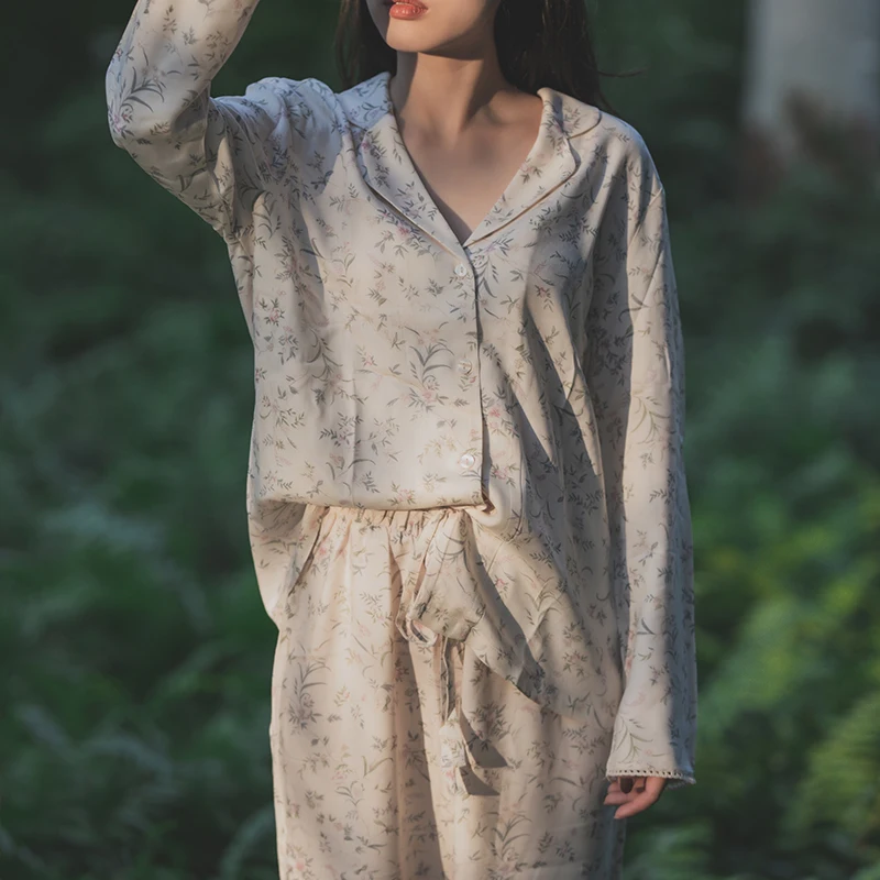 

Light luxury elegant lady flower spring autumn cotton silk pajamas winter cotton long sleeves can be worn outside sleepwear suit