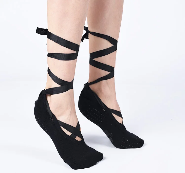 Custom Toeless Anti Slip Women Non Slip Yellow Silicone Gel Grip With Logo Yoga Socks 