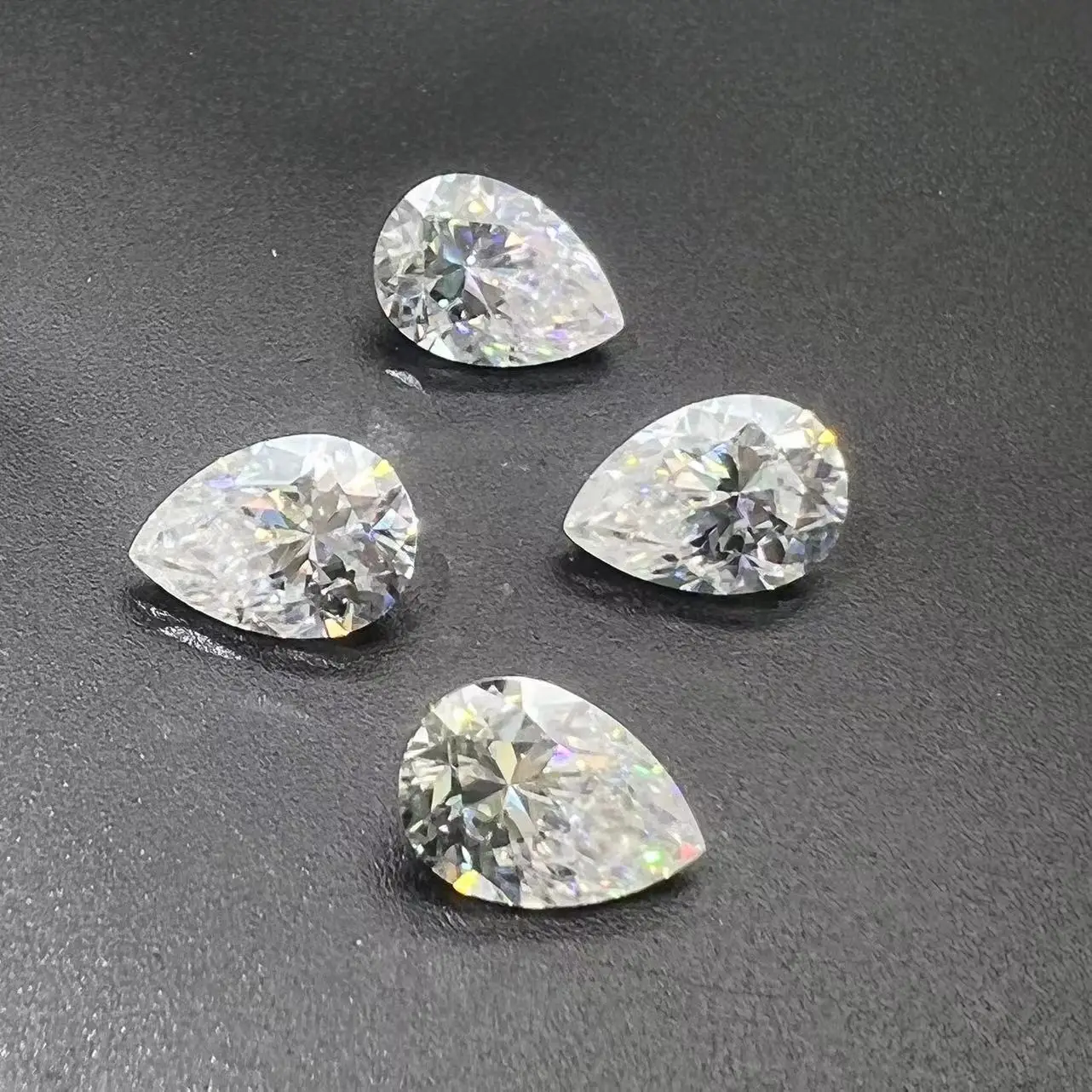 Pear Shape 4x3mm ~ 10x8mm White Color D VVS  Synthetic Gemstone Wholesale Price Moissanite Diamond