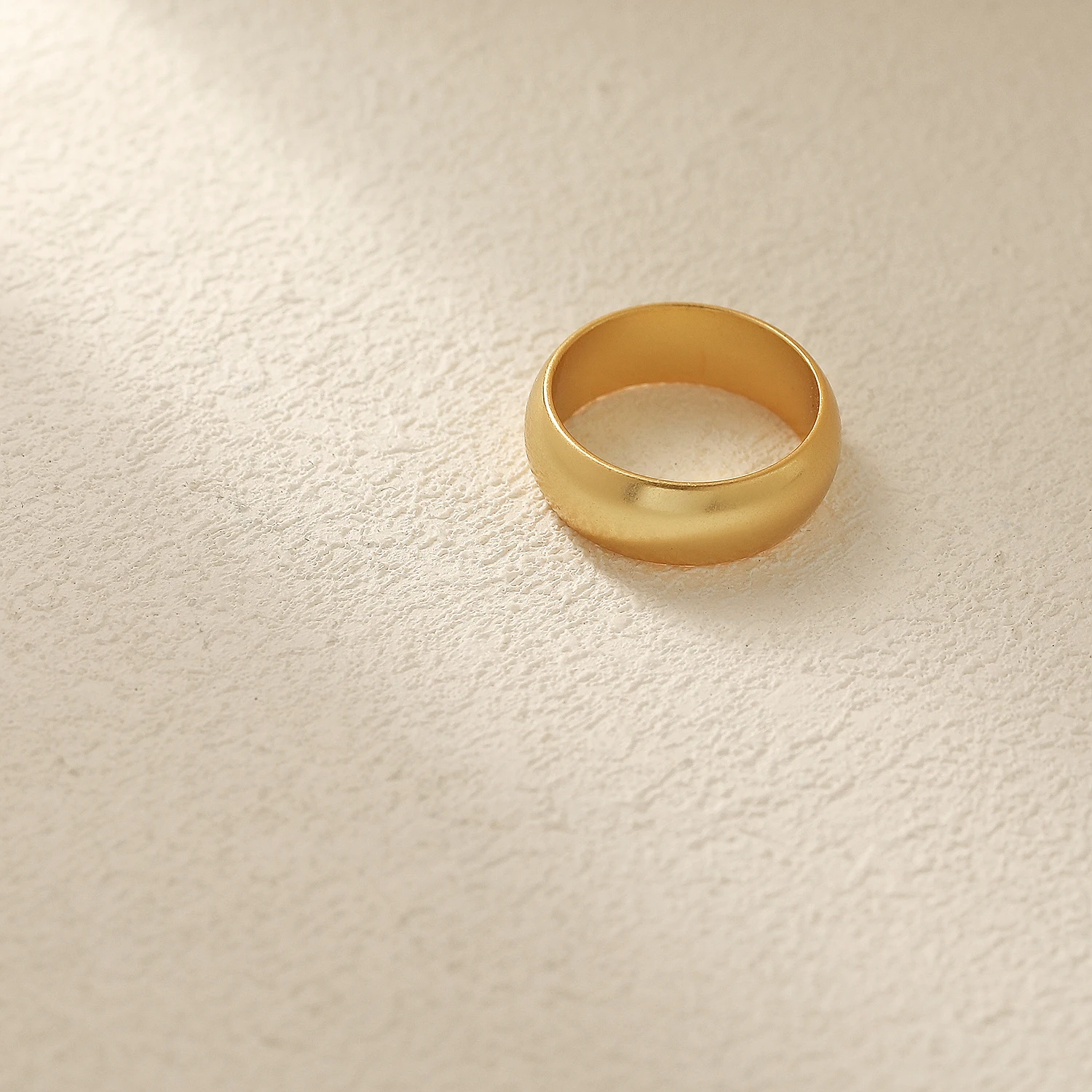 

Hyacinth 14K Gold Plated Jewelry Unisex Simple Design Adjustable Ring Wedding Ring, Golden
