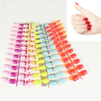 

Popular Macaron Colors Squoval Shaped Artificial Finger Nails Fake Nails No Glue