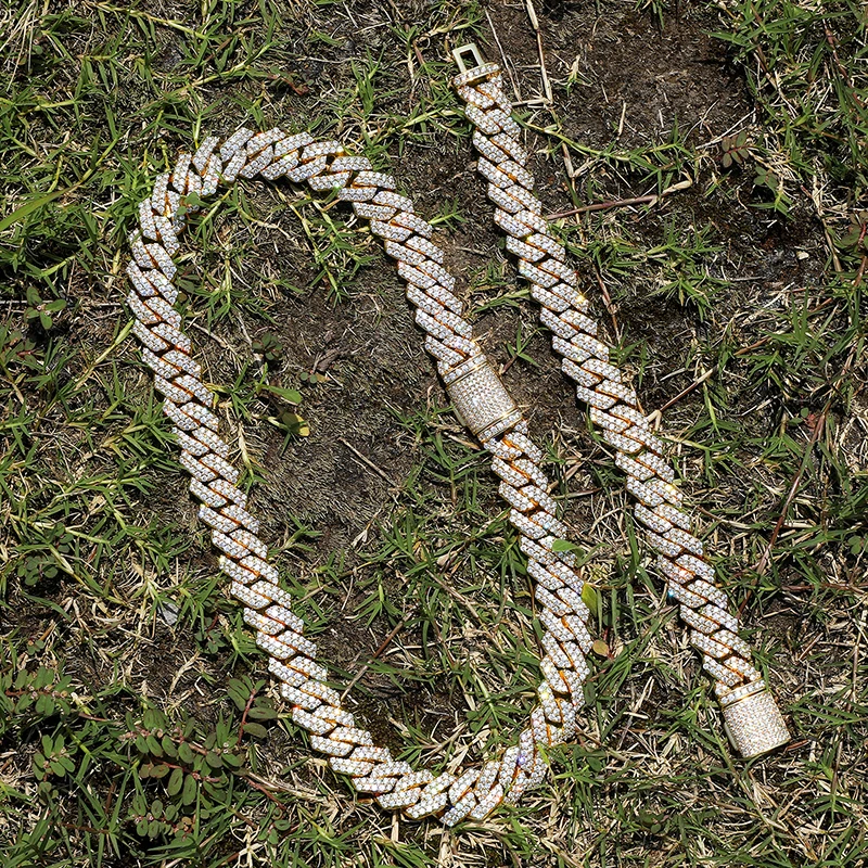 

Hip Hop Iced Out Diamond Miami Cuban Link Chain Bracelet For Men, Silver, gold