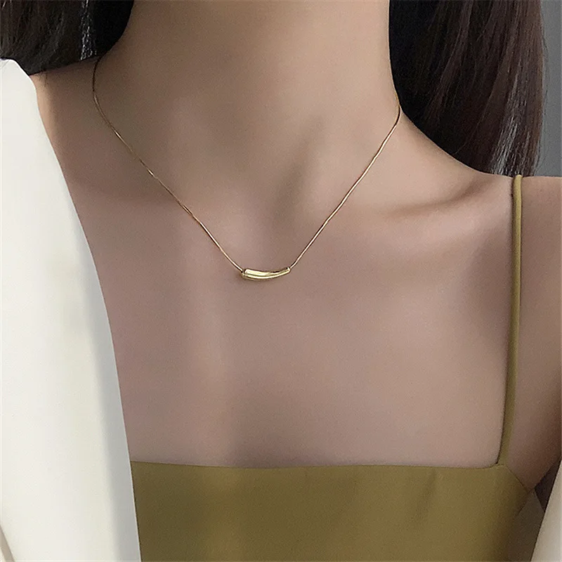 

Simple Retro Gold Plating Titanium Steel Stick Pendant Necklace 316L Stainless Steel Pendant Necklace