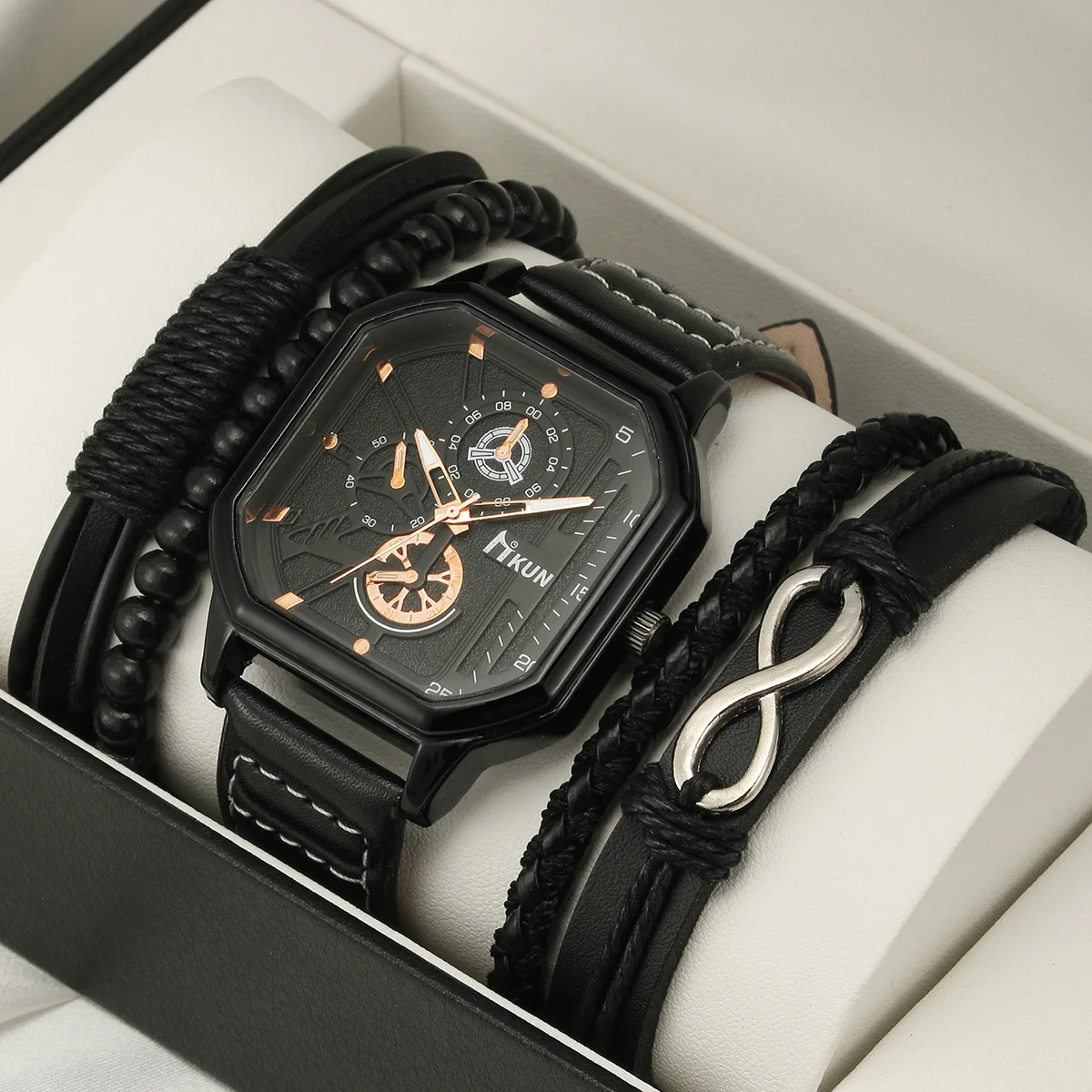 Wholesale Alloy Fashion Bracelet Set Quartz Watches Classic Boy Men Quadrate Dial Bracelet With Leather Band Watch Set