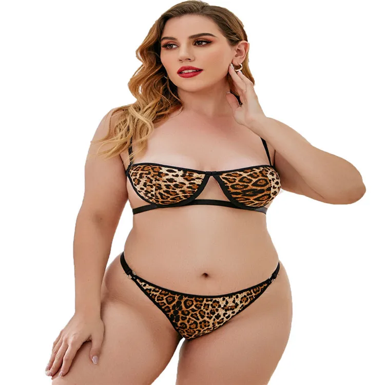 

Plus size sexy woman leopard print lingerie set