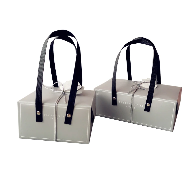 

Sweet Wedding Candy Favour Box Wedding Packaging Gift Box with Ribbon Wholesale Custom Luxury Food Packaging Self Erecting Boxes