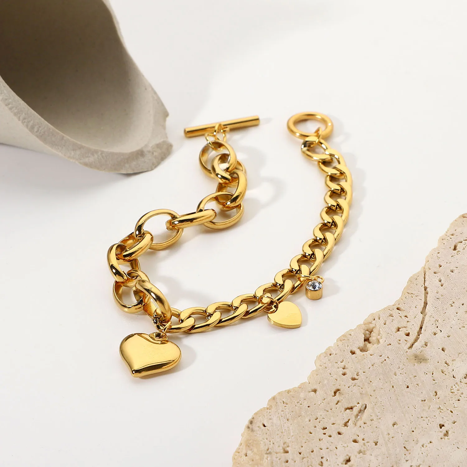 

18k Gold Plated OT Buckle Cubic Zircon Heart Stainless Steel Chunky Cuban Chain Bracelet