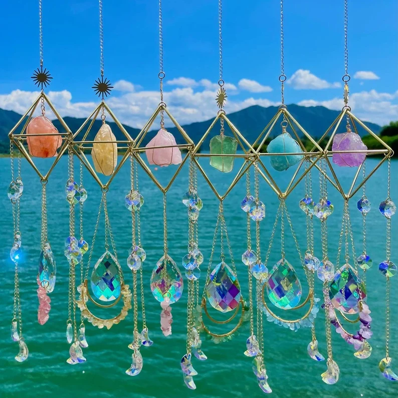 

Natural Stone Huge Crystal Wind Chime Rainbow Chaser Quartz Prism Sun Catcher Window Curtain Home Decoration