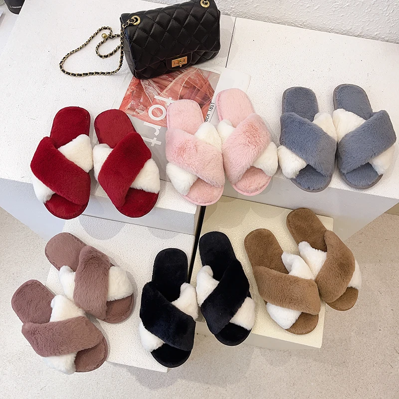 

Furry slippers home open-toed outer wear plush slippers women Color matching flat-bottomed cotton slippers, Picture shows