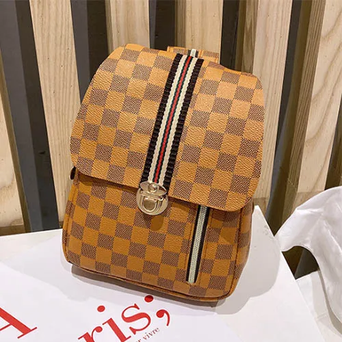 

2021 New casual women backpack checkred chest bag for women