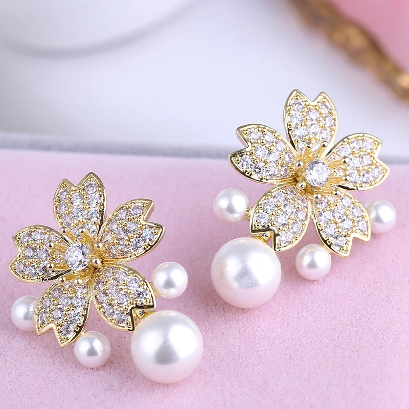 

Luxury Flower Design Cubic Zirconia Earrings Women Fashion Wedding Banquet Stud Earrings