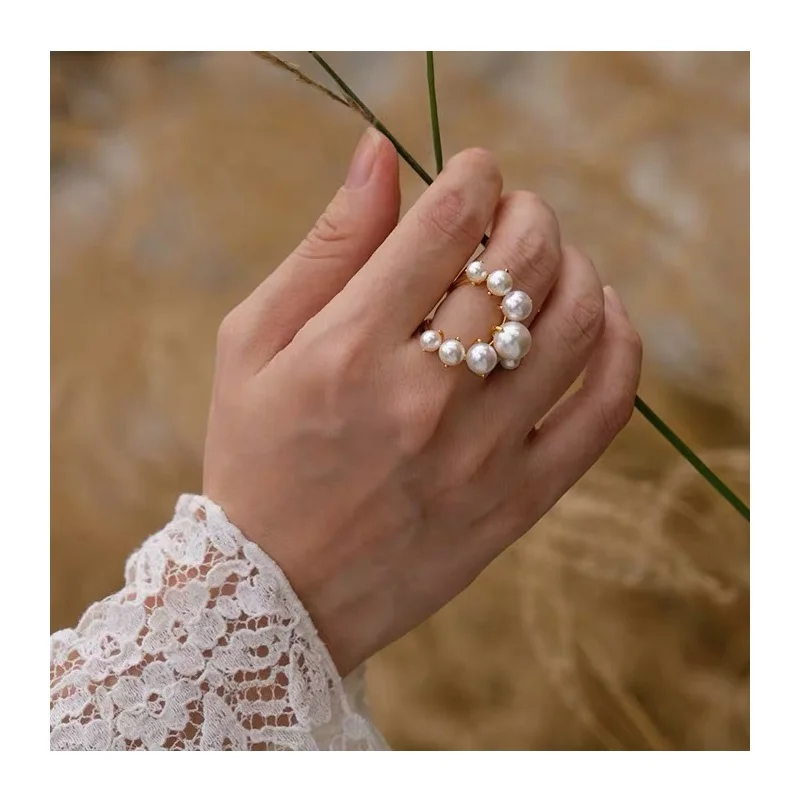 

Metal Hollow Round Imitation Pearl Ring New Retro Simple Geometric Gold Color Ring For Women Jewelry Wedding Sister Party Gifts