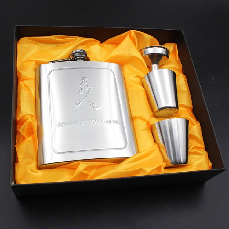 Hip Flask Gift Set (4).jpg
