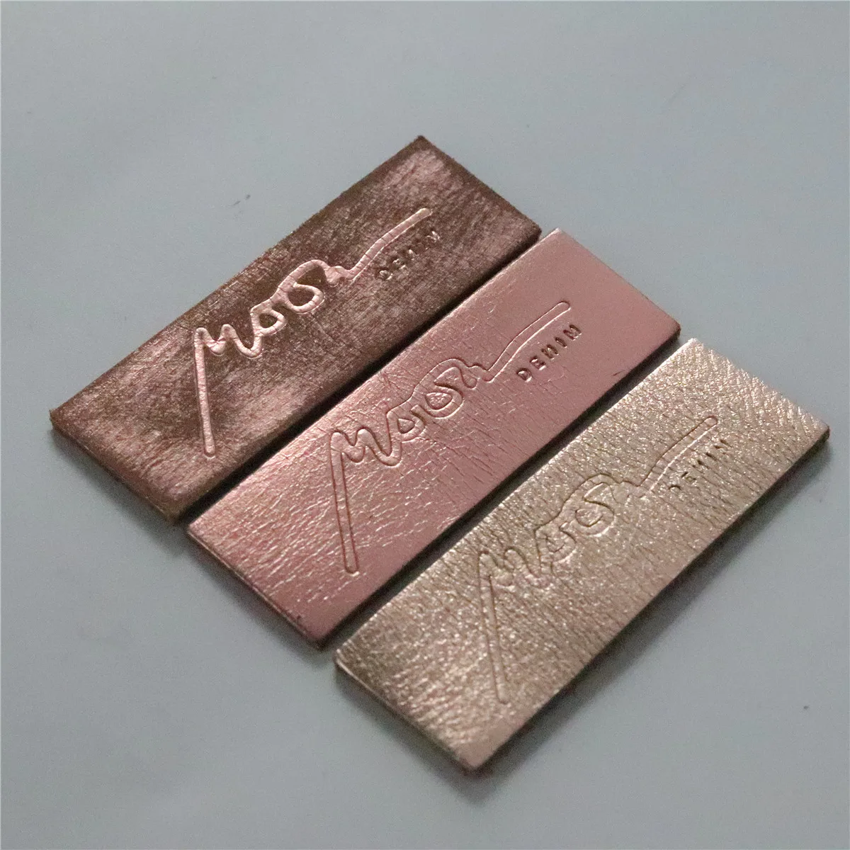 

Hot Sale PU Leather patch Custom Embossed Jeans Leather Patch Label, Custom color