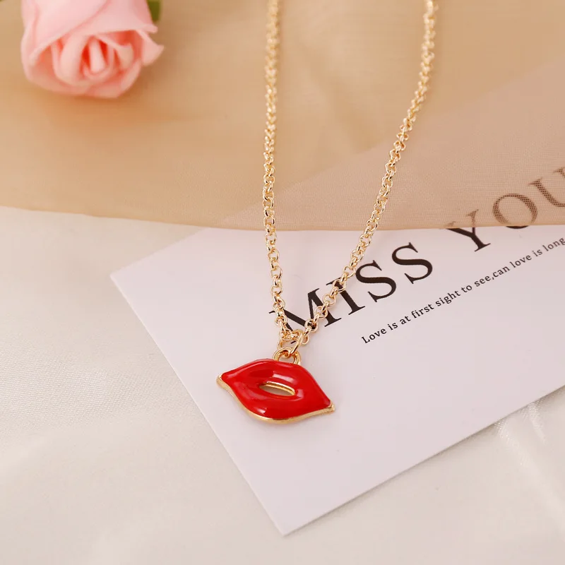 

Wholesale New Fashion Chili Heart Necklace Women Alloy Lip Necklace, Red