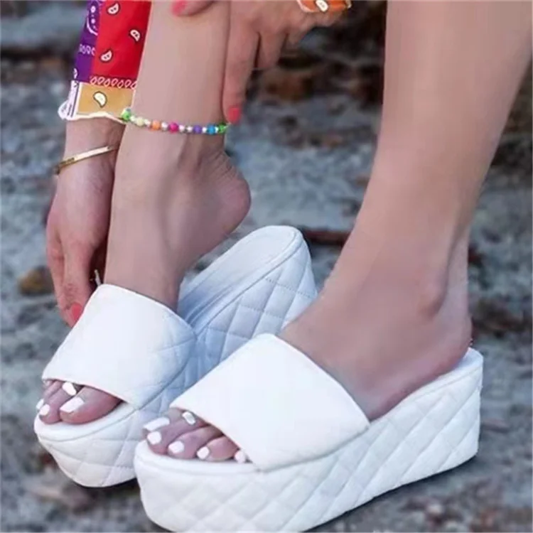 

Platform slippers women 2021 summer slippers new style women flip flops