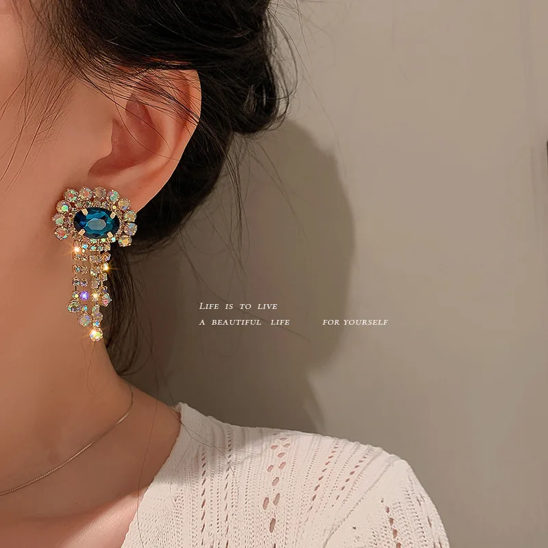 

fashion long green crystal earrings for women