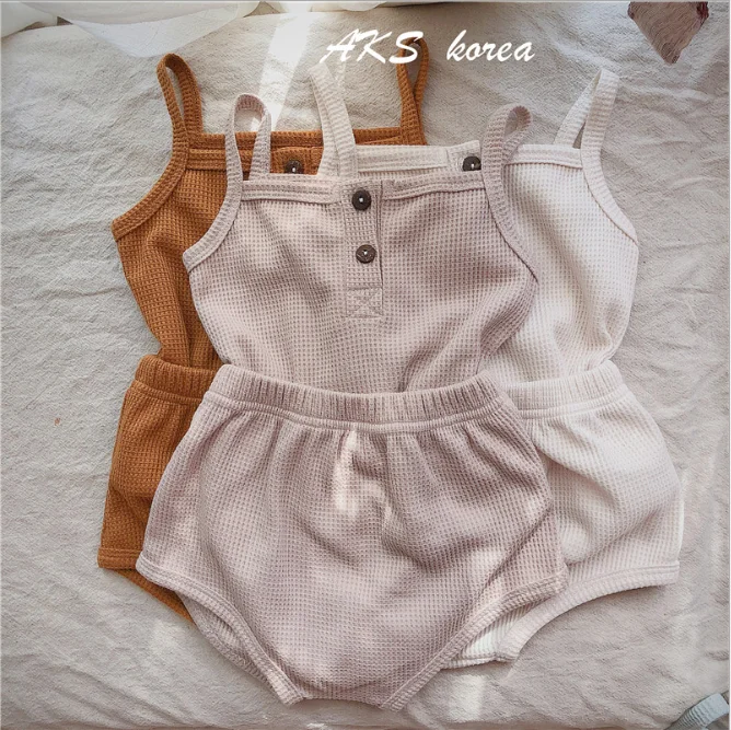 

100% cotton waffle baby clothes summer wear popular sets vest and shorts can be embroidery, As picture