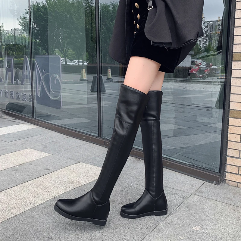 

Winter New Round Head Casual Ladies White Zipper Over-the-Knee Boots, Black/white