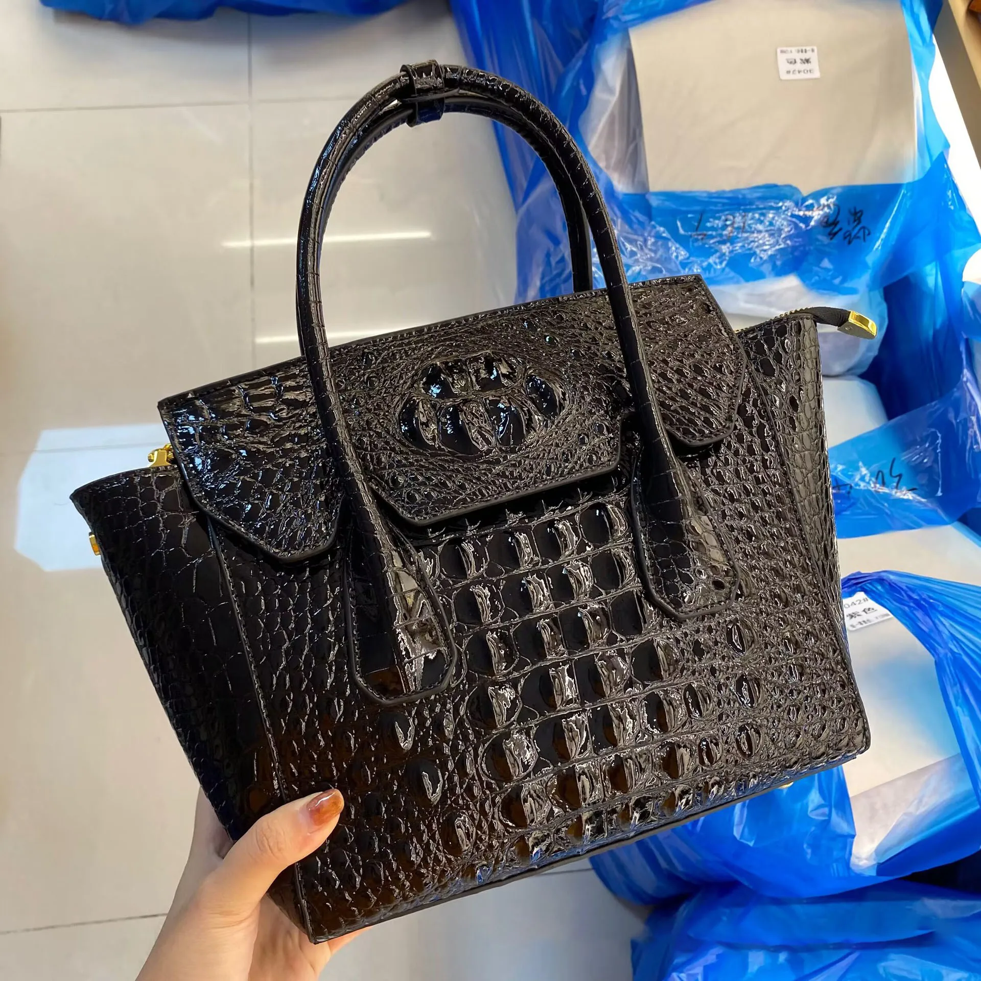 

2023 fashion women handbag messenger bag Crocodile Pattern atmospheric shoulder handbag leather tote handbags