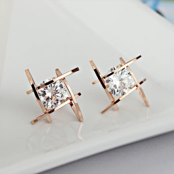 

New Design Geometric Hollow Out Crystal Earrings Gold Plated Well Grid Cubic Zircon Earrings For Women