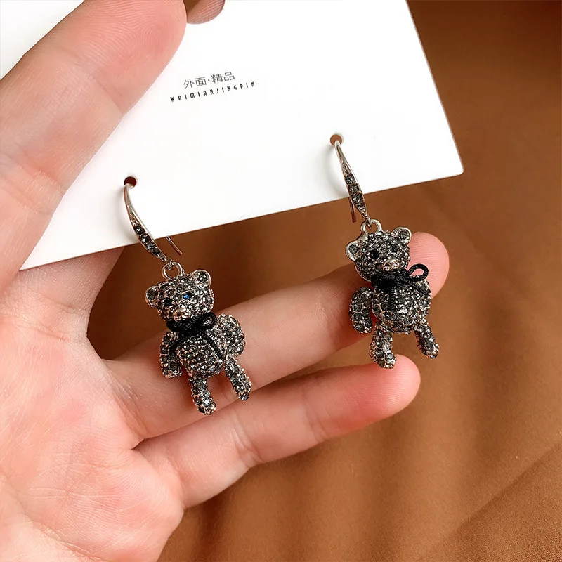 

Lovely Grey Color Full Micro Paved Cubic Zircon Bear Shape Drop Earrings Animal Stud Earrings For Girl Jewelry