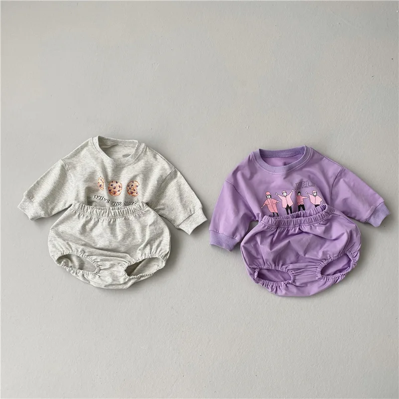 

Q2-baby 3903 Autumn New Style Baby Clothing Rompers Cartoon Long-Sleeved Sweater shorts Two-Piece Set