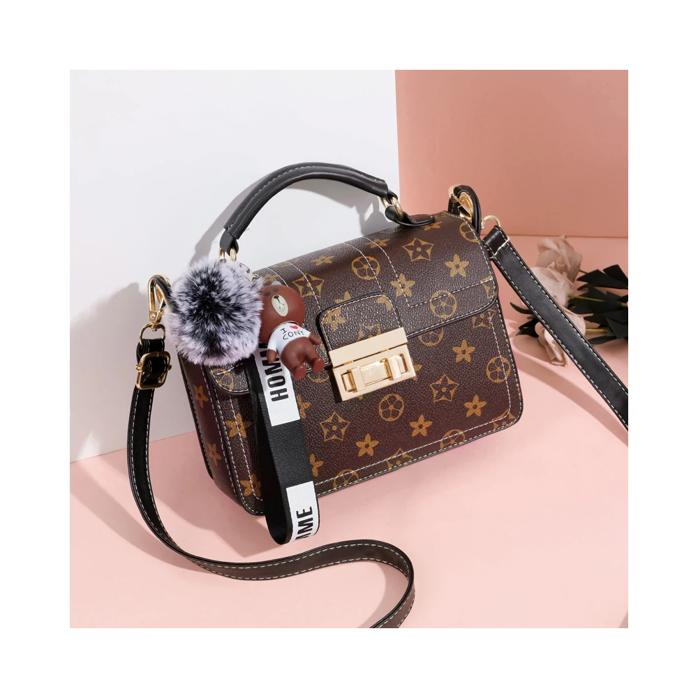 
2019 hand bags handbags female with stylish and leisure handbag From China 