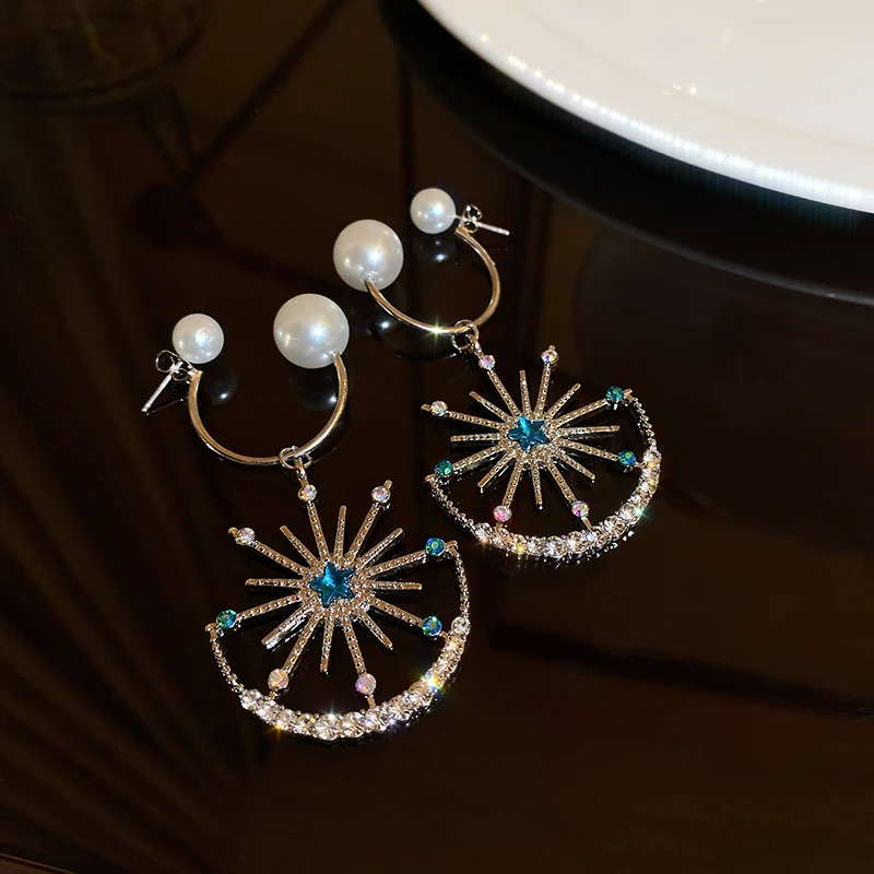 

fashion trendy 2021 drop crystal moon earrings