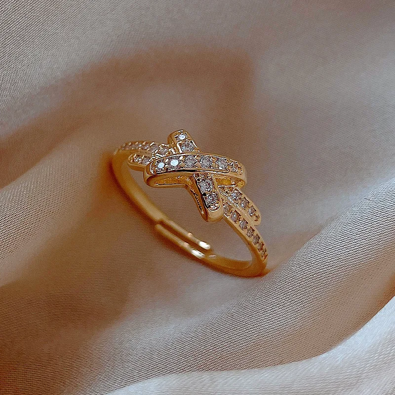 

women cross crystal fashion rings 2021