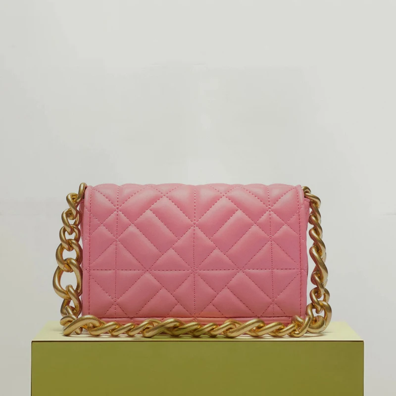 

Soft Gold Metal Chain Pu Leather Armpit Retro Shoulder Small Square Bag Top Quality Luxury Brand Crossbody Bag for Woman 2021